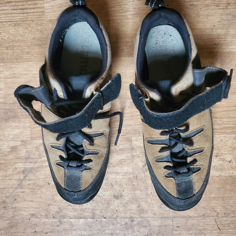 Shimano Clip In Cycling Tan and Black Athletic Shoes